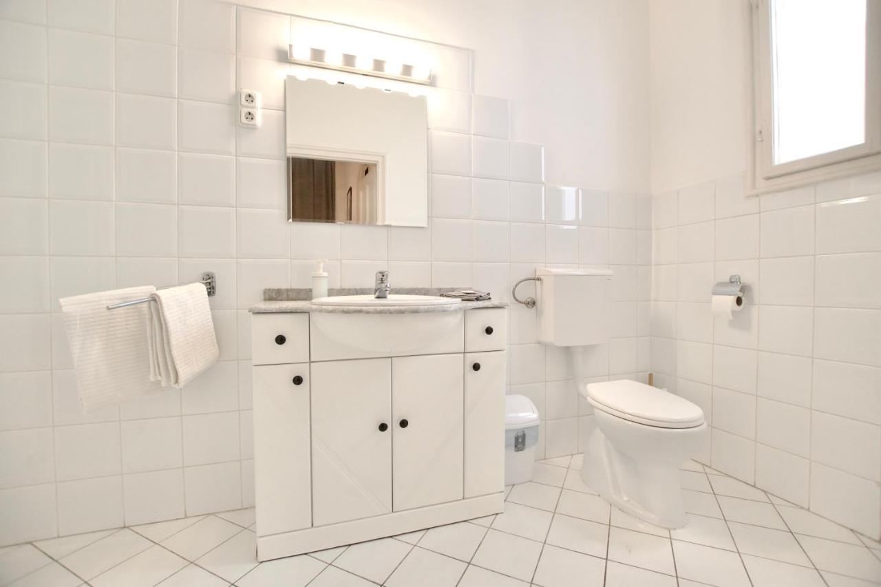 Budget Apartment By Hi5 - Center Of The Center Budapeszt Zewnętrze zdjęcie